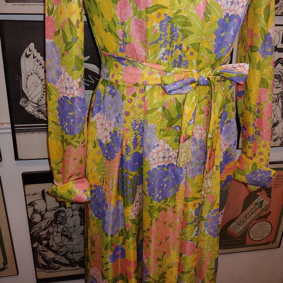 Vintage 70s Beautiful Leslie Fay Floral Maxi Party Dress - Picture 4 of 9
